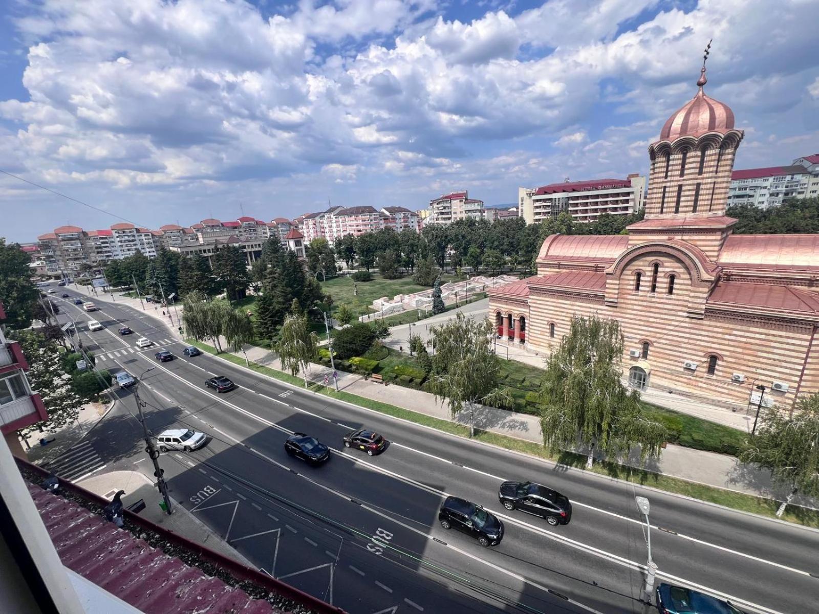 Chindia Apartament Тирговіште Екстер'єр фото